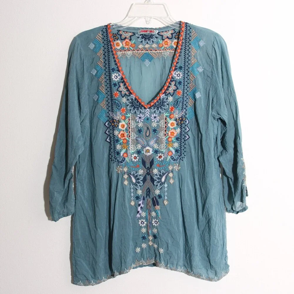 Johnny Was Maya Embroidered Blouse Top Shirt Teal Floral V-Neck Size Medium - Picture 2 of 10